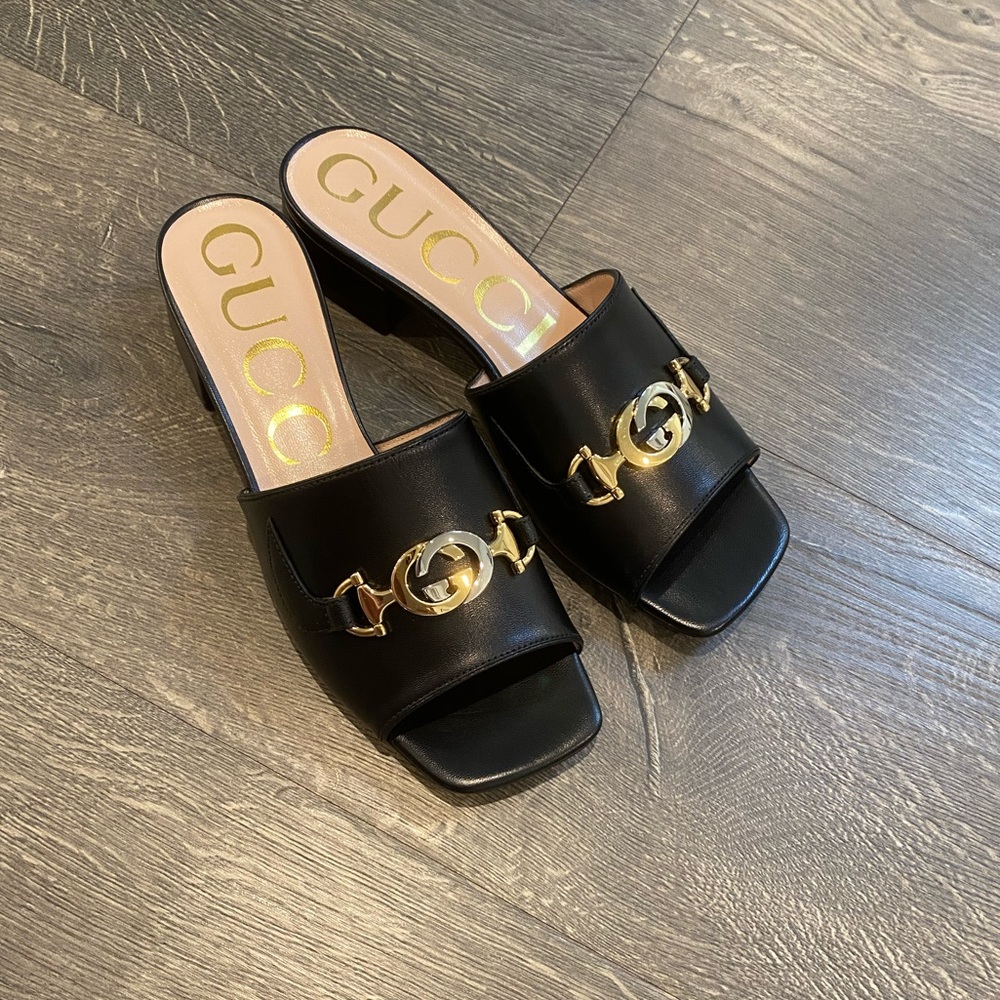 GUCCI Zumi Leather Sandals US 5 (EU 35) - Fit US 5-5.5 - NWOT